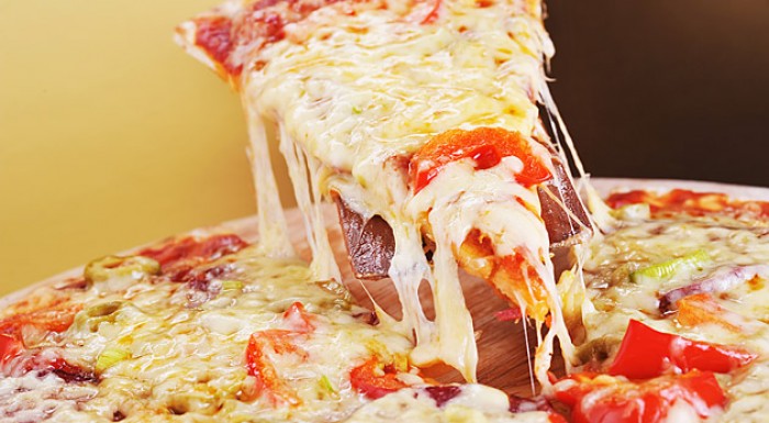 Chrumkavá pizza (500 g) podľa vášho želania v pivá