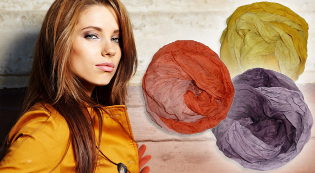 Jemná kruhová dámska šatka v rôznych odtieňoch. 