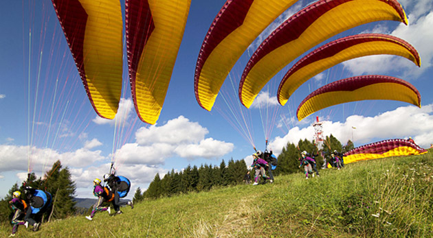 Zoskočte z oblakov - tandemový let. Zážitok, ktorý