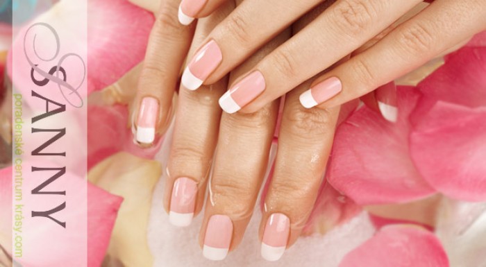Gélové nechty s francúzskou špičkou a masážou rúk