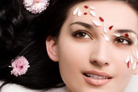 ZLEPŠITE SVOJ VZHĽAD BEZ CHIRURGICKÉHO ZÁKROKU. Zí