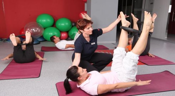 Chcete sa zbaviť bolesti chrbta? Vyformovať a spev