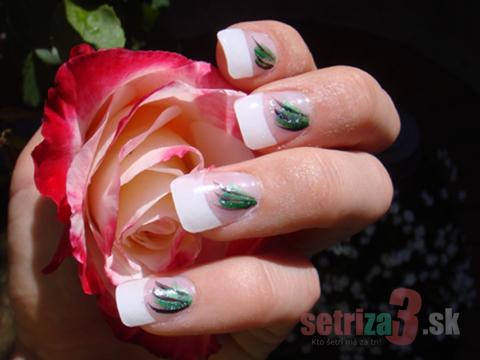 Ani Vám neboli zhora nadelené krásne nechtíky? Ale
