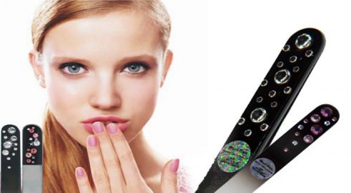 2 ks pilníkov so Swarovského krýštálikmi len za 4,