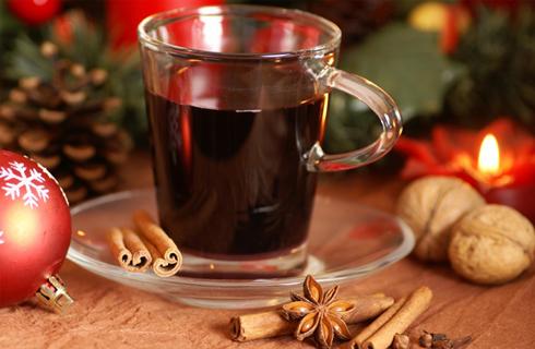 5 x 2 dcl vareného vínka len za 2€! Príďte si s pr