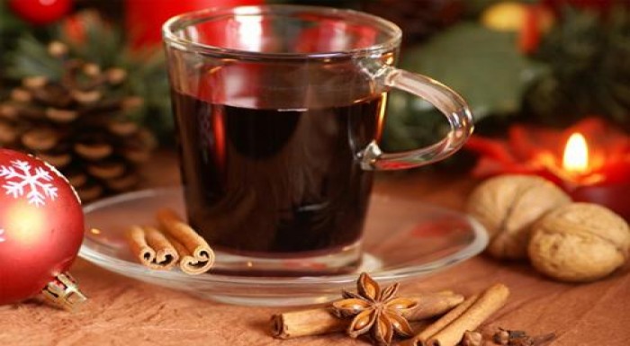 5 x 2 dcl vareného vínka len za 2€! Príďte si s pr