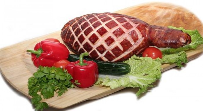 SUPER PONUKA! Pečené stehno s kosťou z mladého pra