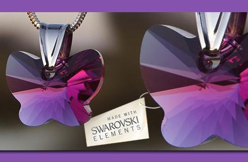 Strieborný prívesok v tvare motýlika z brúseného k