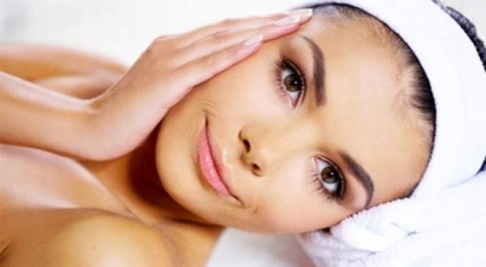 Hĺbkové čistenie pleti s BIOSTIMULAČNÝM LASEROM