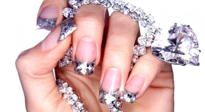 Modelácia gélových nechtov + luxusné zdobenie