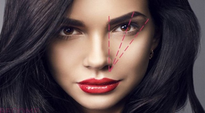 Tetovanie obočia exkluzívnou čiarkovou metódou, kt