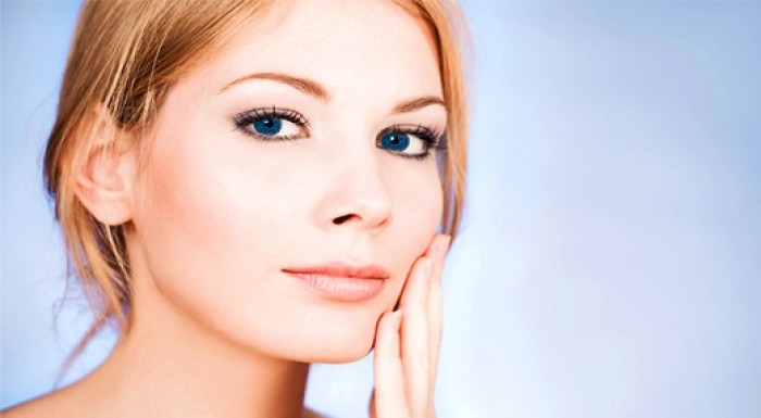 Účinné hyalurónové ošetrenie na omladenie pleti