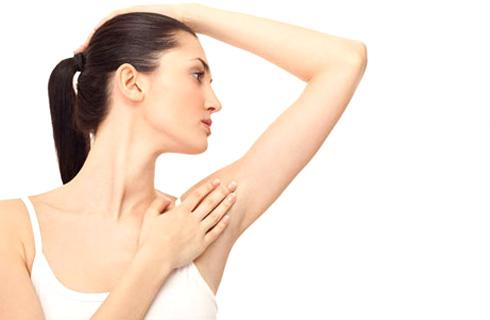 Žiletkou ani voskom sa už nemučím a na trvalú depi