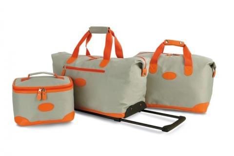 Súprava skvelých praktických cestovných tašiek. Ko