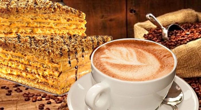 Presso kávička lavazza s mliečkom + medová marlenk