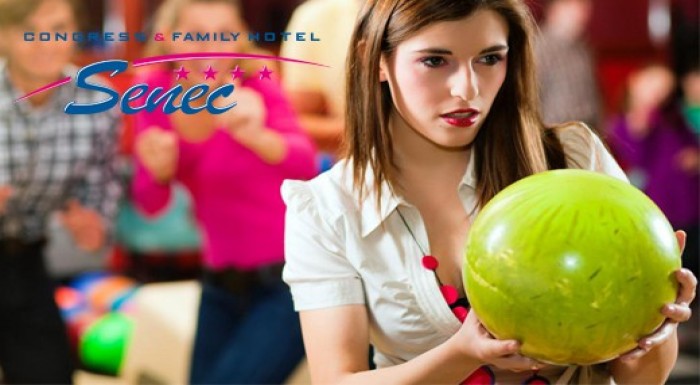 Hodina bowlingu spolu so zapožičaním topánok