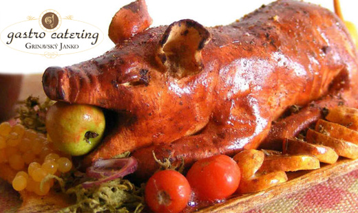 Pečené prasiatko z časti vykostené s prílohami! 