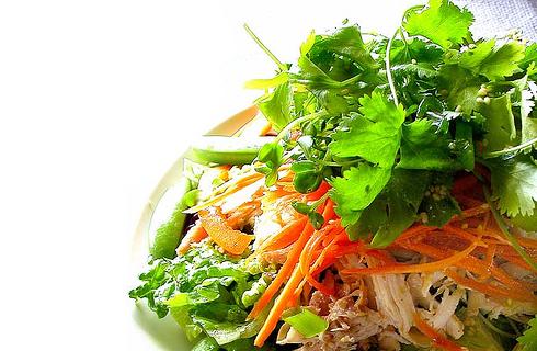 Príďte si pochutiť na  chutnom šaláte podľa vlastn