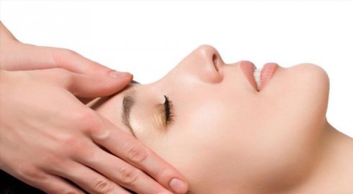 Nechajte svoju pleť zažiariť! Chemický peeling-nei