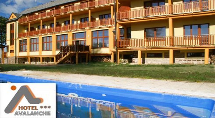 49 eur/ 2 noci/ 1 osoba v NOVOM hoteli Avalanche**