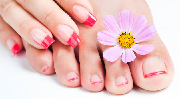 Pedikúra s aplikáciou UV gélu