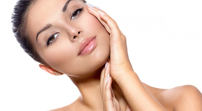 Ošetrenie pleti kyselinou hyalurónovou