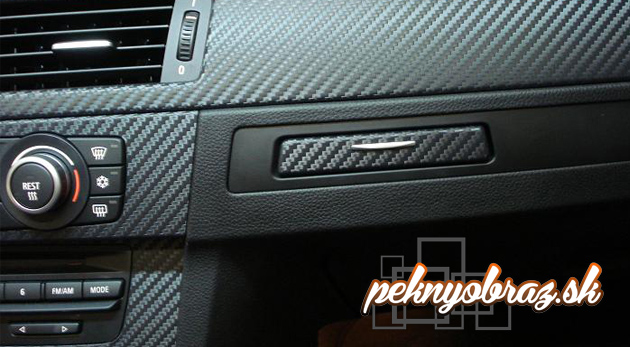 Samolepiaca karbónová fólia