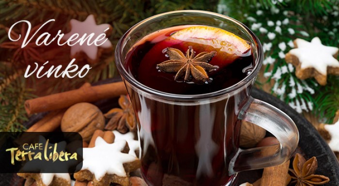 Liter vareného vína v kaviarni Terra Libera