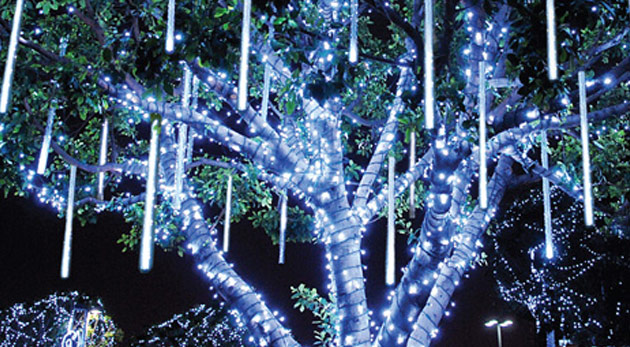 Vianočná led ozdoba - padajúce svetlo