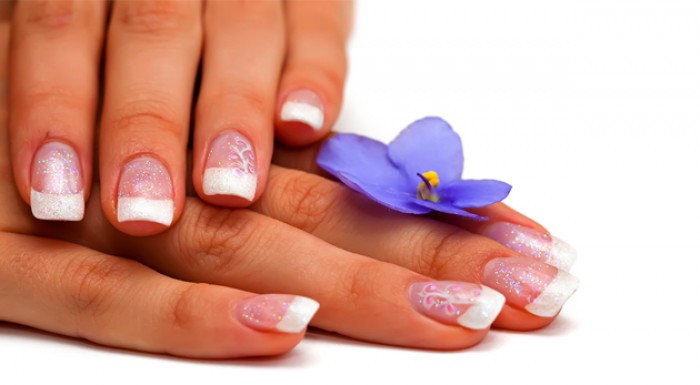 Gélové nechty v Salóne Renáta v Bratislave