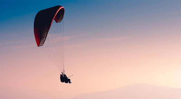 Samostatný zoskok padákom a parašutistický výcvik