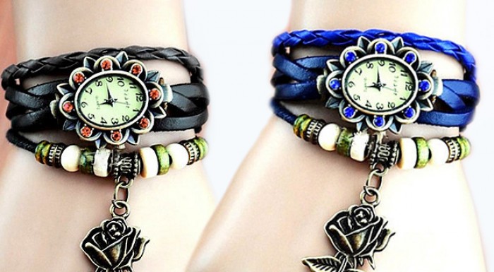 Vintage dámske hodinky s príveskom ruže