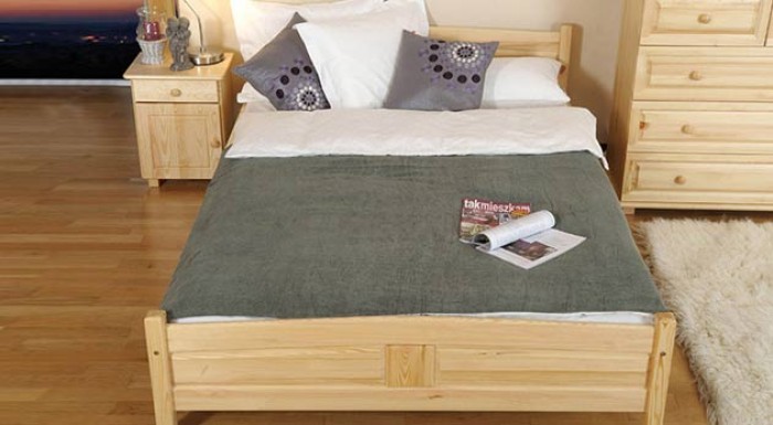 Prvotriedne postele z borovicového dreva