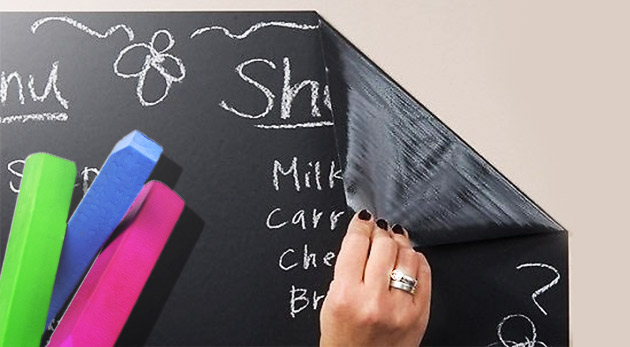 Samolepiaca tabuľa s 5 farebnými kriedami