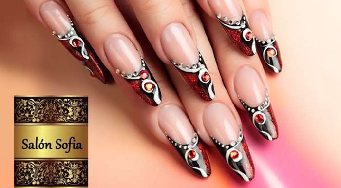 Aplikácia umelých nechtov