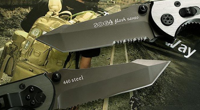 Nôž alebo dýka - neoceniteľný pomocník do domácnosti či prírody, vhodný tiež na rybačky a opekačky.