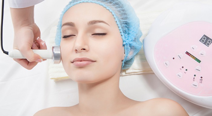 Ultrazvukové ošetrenie tváre a dekoltu