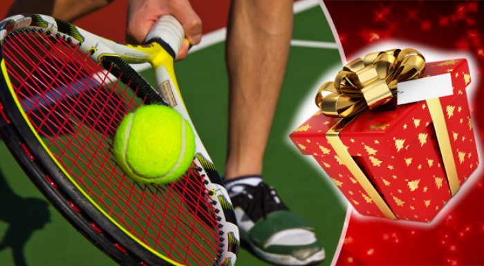 Darujte vašim blízkym originálny vianočný darček - tenisový kurz pre začiatočníkov.