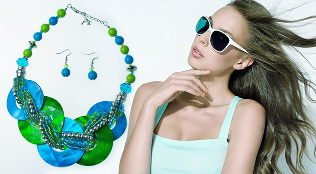 Pestrý náhrdelník a náušnice