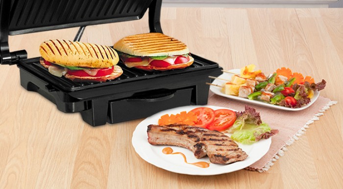 Praktický elektrický kontaktný gril