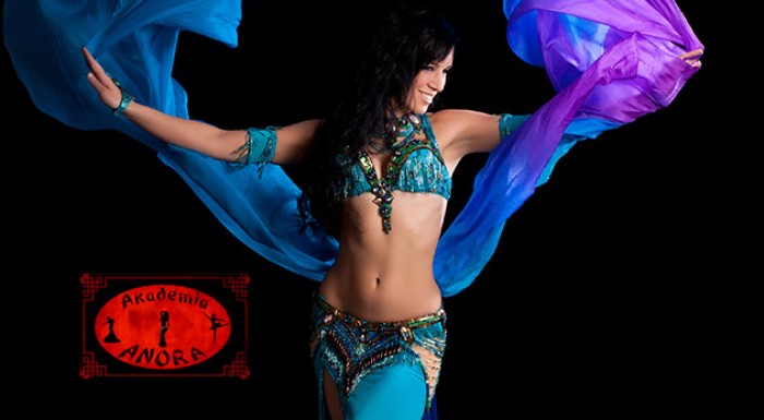 Kurz brušných tancov v Akadémii Anora