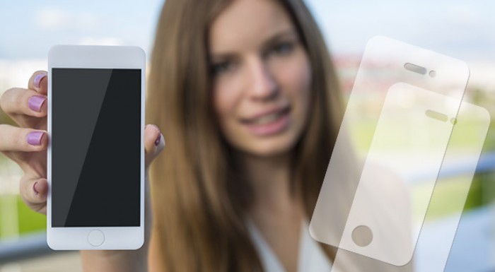 Priehľadné ochranné fólie na iPhone