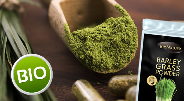 Organický mladý zelený jačmeň