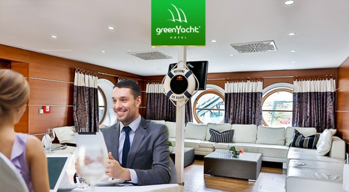 Romantika v luxusnom boteli GreenYacht**** v Prahe