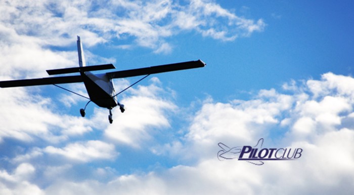 Zážitkový let s možnosťou pilotovania