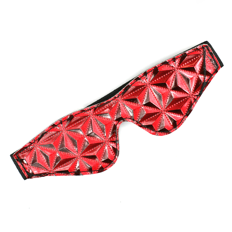 Škraboška cez oči