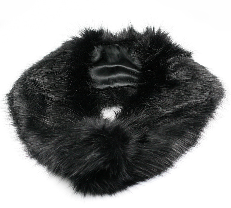 Golier z umelej kožušiny na zapínanie - čierny