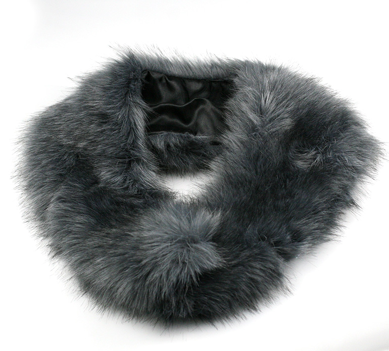 Golier z umelej kožušiny na zapínanie - šedý