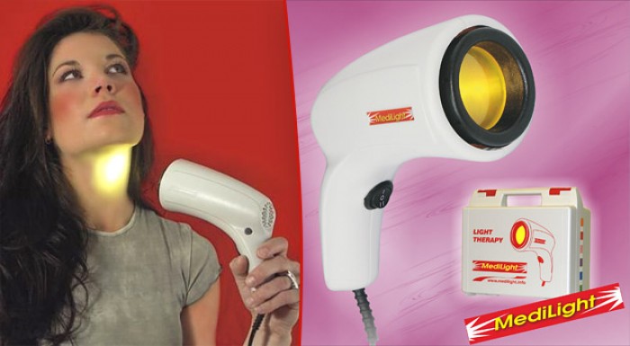 Biolampa MediLight so základným filtrom a praktickým kufríkom.