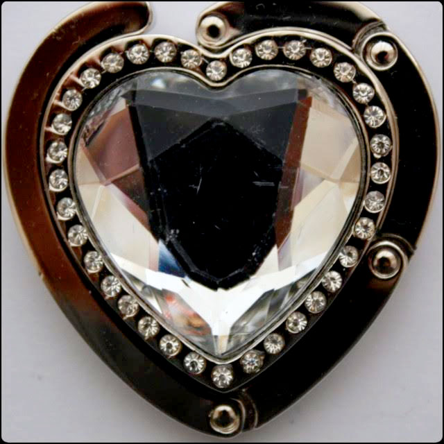 Držiak na kabelku - srdce biele